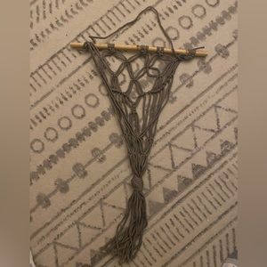 Hanging plant holder